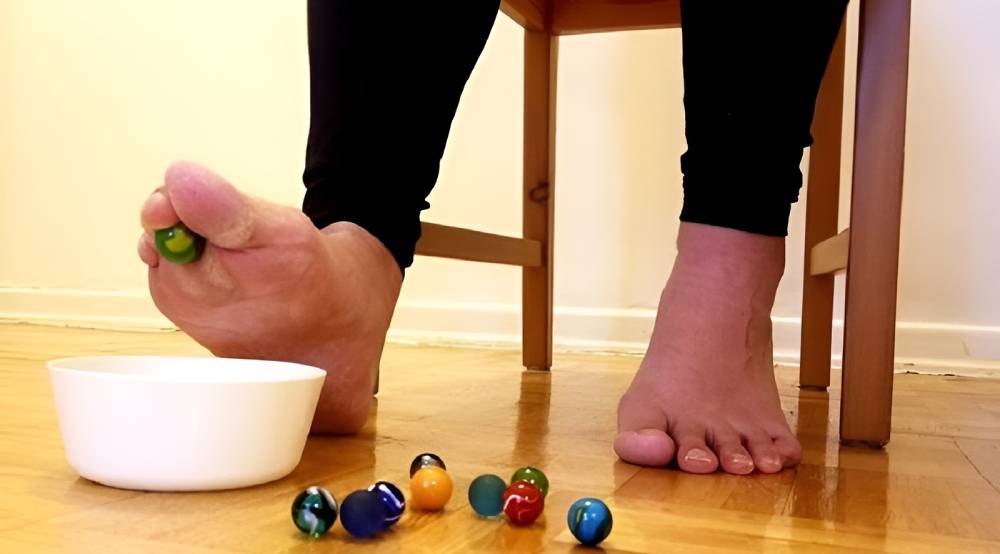 تمرین بلند کردن تیله (ماربل پیک آپ)