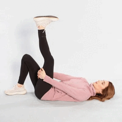 حرکت کشش همسترینگ